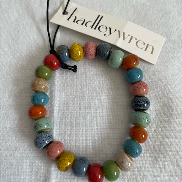 NWT Set of Three Stone Bead Bracelets - Picture 2 of 8